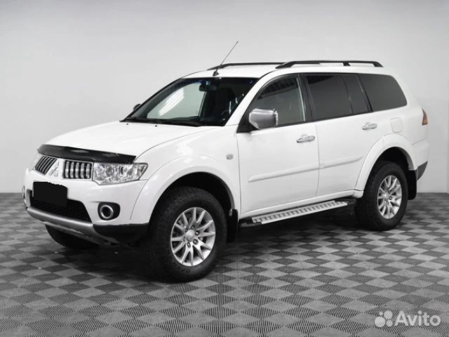 Mitsubishi Pajero Sport, 2012
