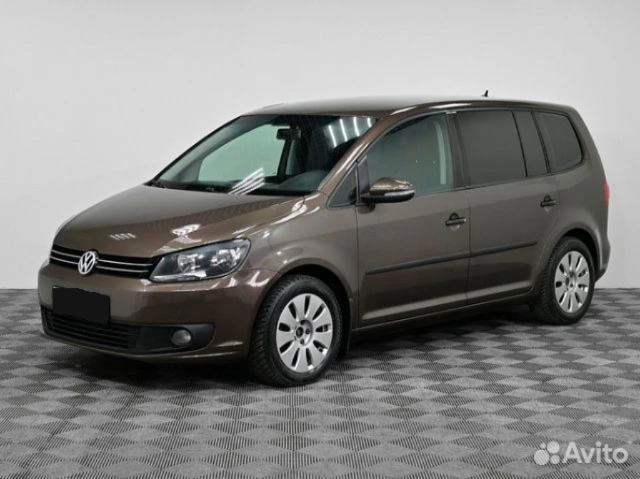 Volkswagen Touran, 2012